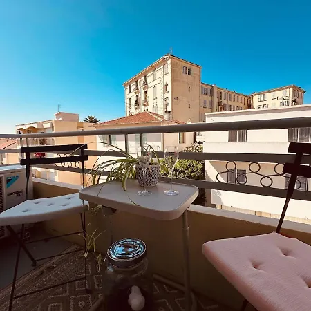 Belle Renove 2 Apartment Nice
